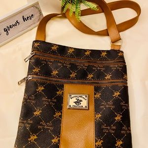 Beverly Hills Polo Club / Crossbody Purse - Excellent Condition